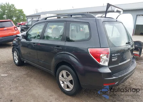 2012 Subaru Forester 2.5X z USA, uszkodzony, nr VIN JF2SHBBC6CH438906